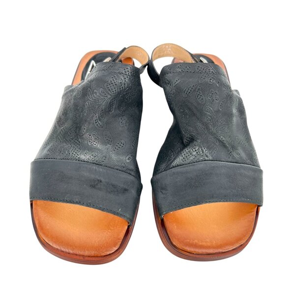 Miz Mooz Guava Black Leather Sandals Size 39 EU 9 US - Picture 2 of 12